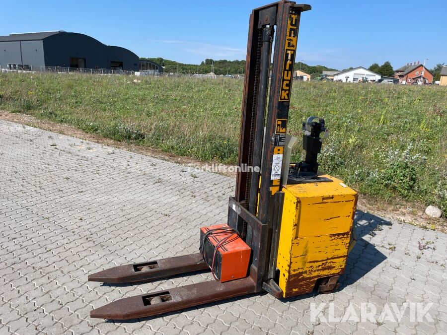 Atlet 100STP 300LS pallet stacker