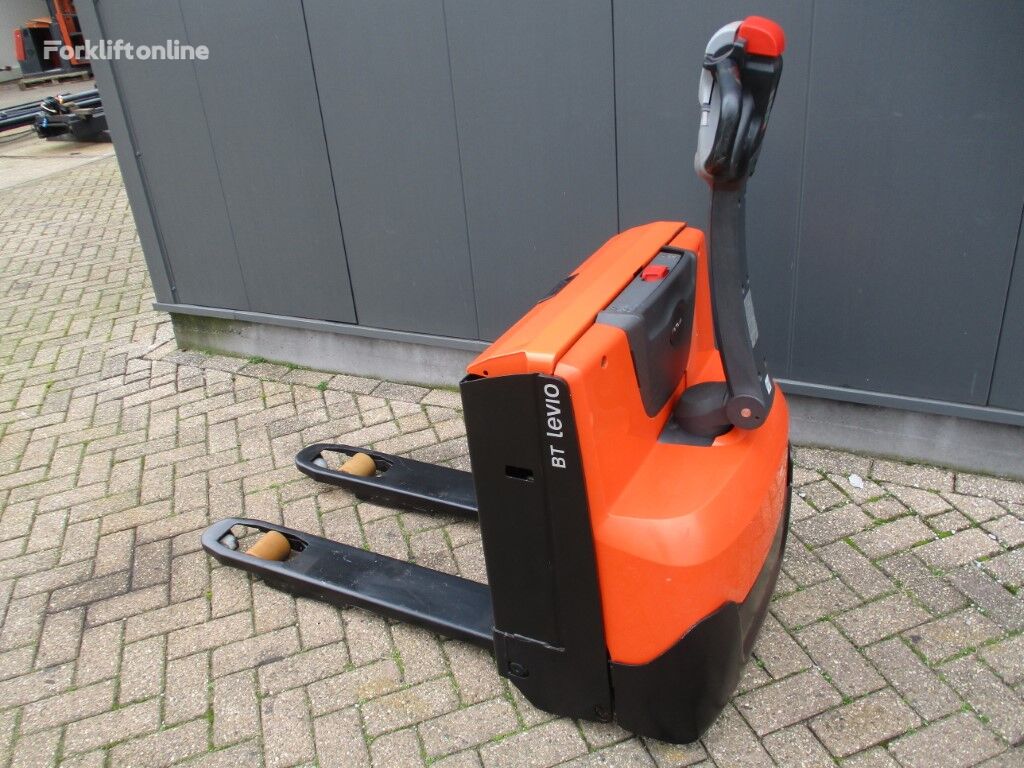 Toyota LWE 160 pallet truck